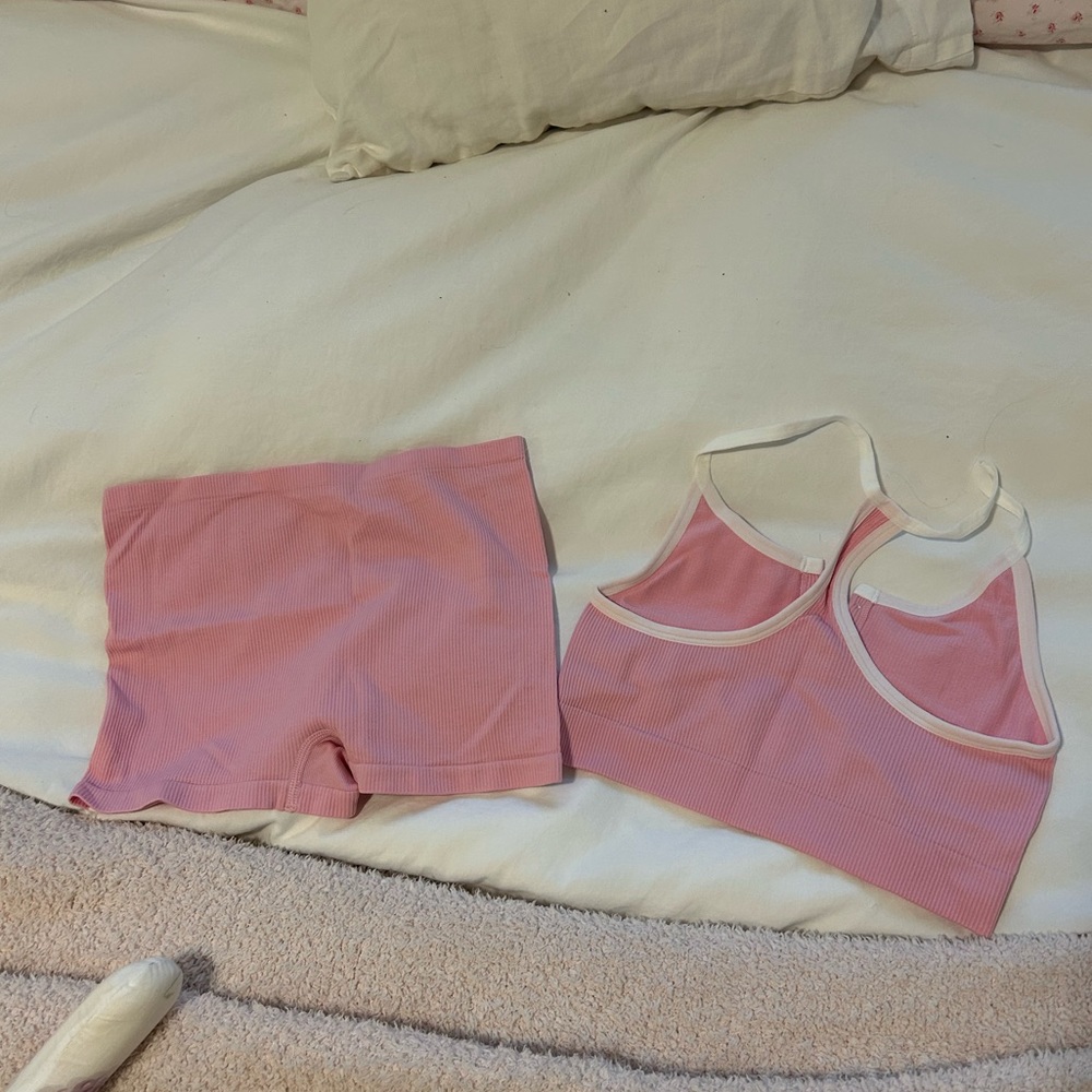 Target Lounge/ Workout Set - Picture 4 of 4